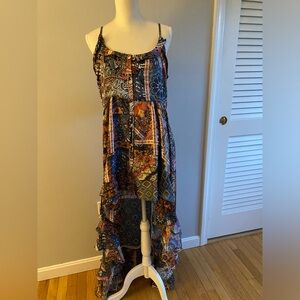 SukiSo Juliet Hi Lo Kasbah Print Tiered Maxi Dress Size L